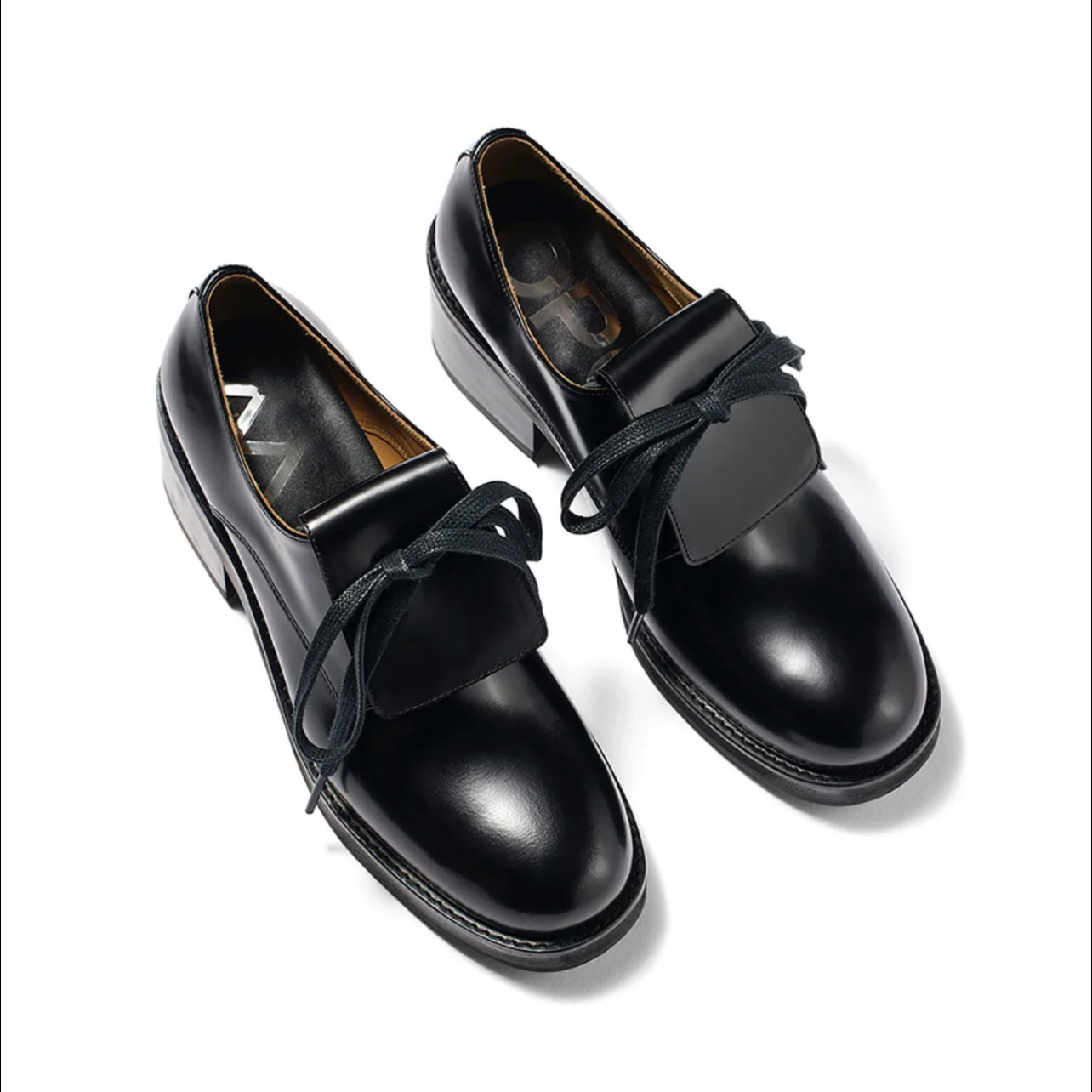รองเท้าหนังผู้หญิงแบบผูกเชือก  - Leather Work Outfit บทวิจารณ์และราคา