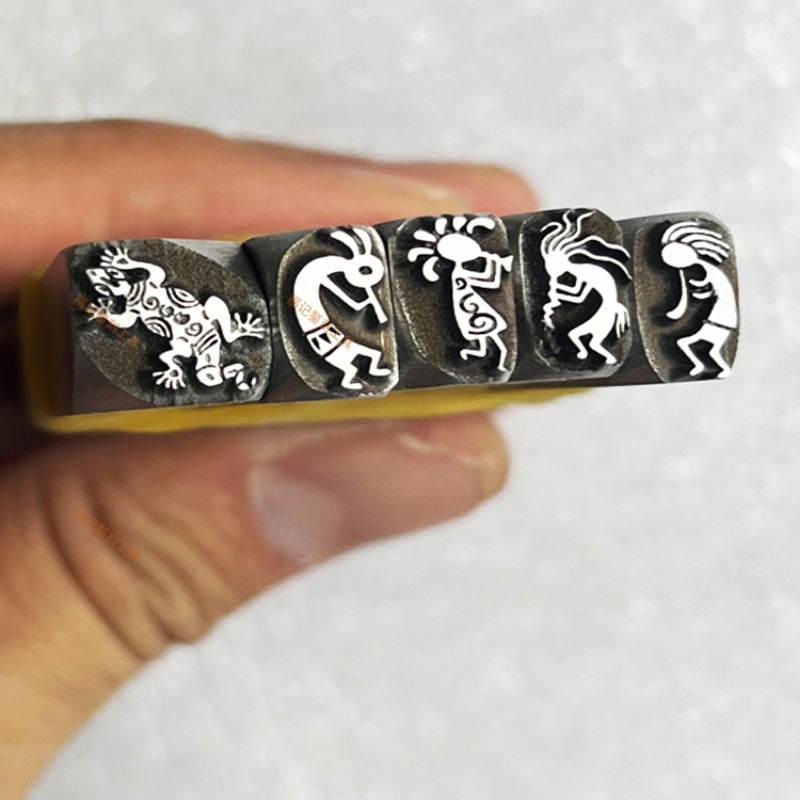 เครื่องเจาะตอกโลหะแผ่นลายเล็บด - Leatherwork Punch บทวิจารณ์และราคา