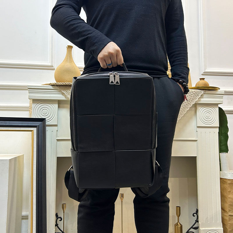 กระเป๋าเป้สะพายหลังสำหรับผู้ชา - Leather Work Backpack บทวิจารณ์และราคา